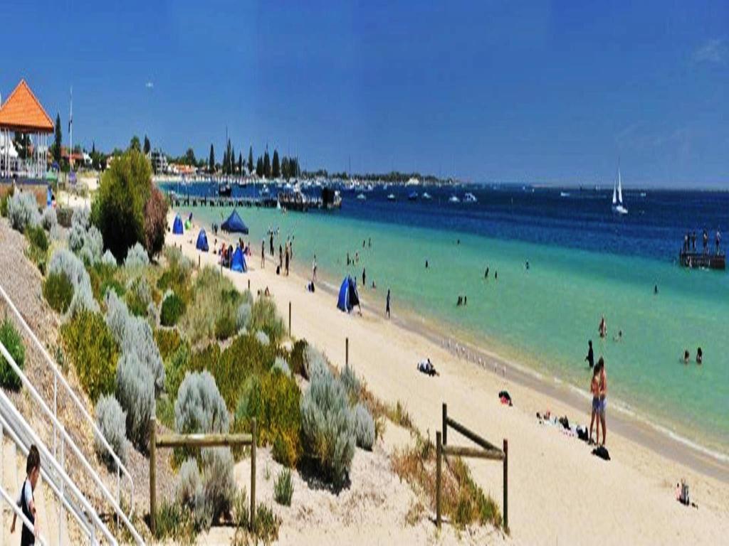 Waikiki Beach Bed And Breakfast Hopeland Εξωτερικό φωτογραφία